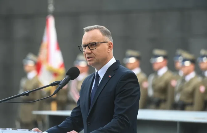 Andrzej Duda podczas obchodów 81. rocznicy wybuchu powstania warszawskiego