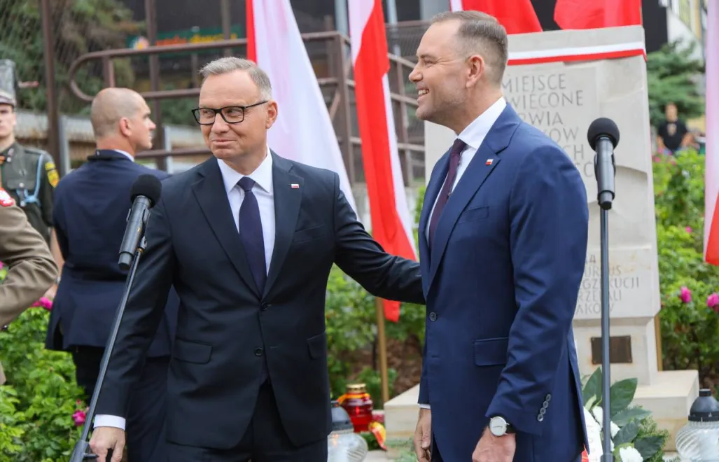 Prezydent Andrzej Duda i prezydent elekt Karol Nawrocki
