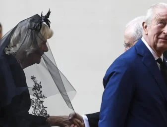 Król Karol III Watykan